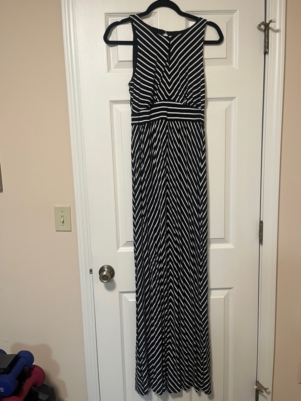 LOFT Black & White Striped Maxi Dress - Classic Sleeveless Style